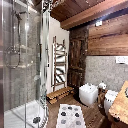 La Baita Di Champlas-gestinghome Apartmán *